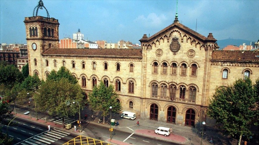 دانشگاه بارسلونا نوآورترین دانشگاه جزوه بهترین دانشگاه‌های اسپانیا